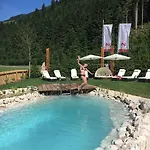 Schiederhof 4*