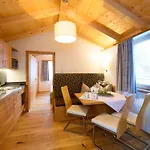 Schiederhof 4*
