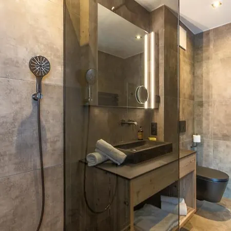 Schiederhof Hotel 4*