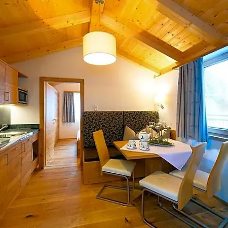 Schiederhof Hotel 4*