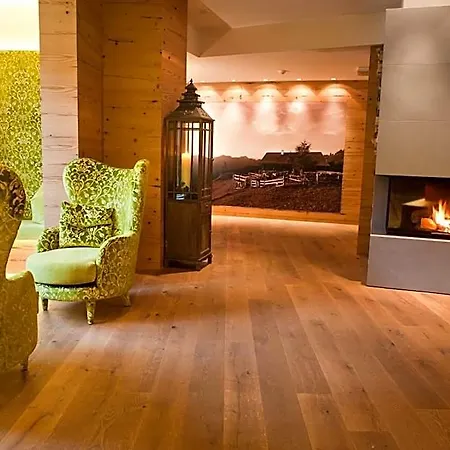 Hotel Schiederhof 4*